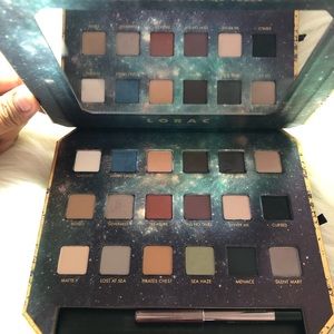 Disney pirate of the caribbean pallete